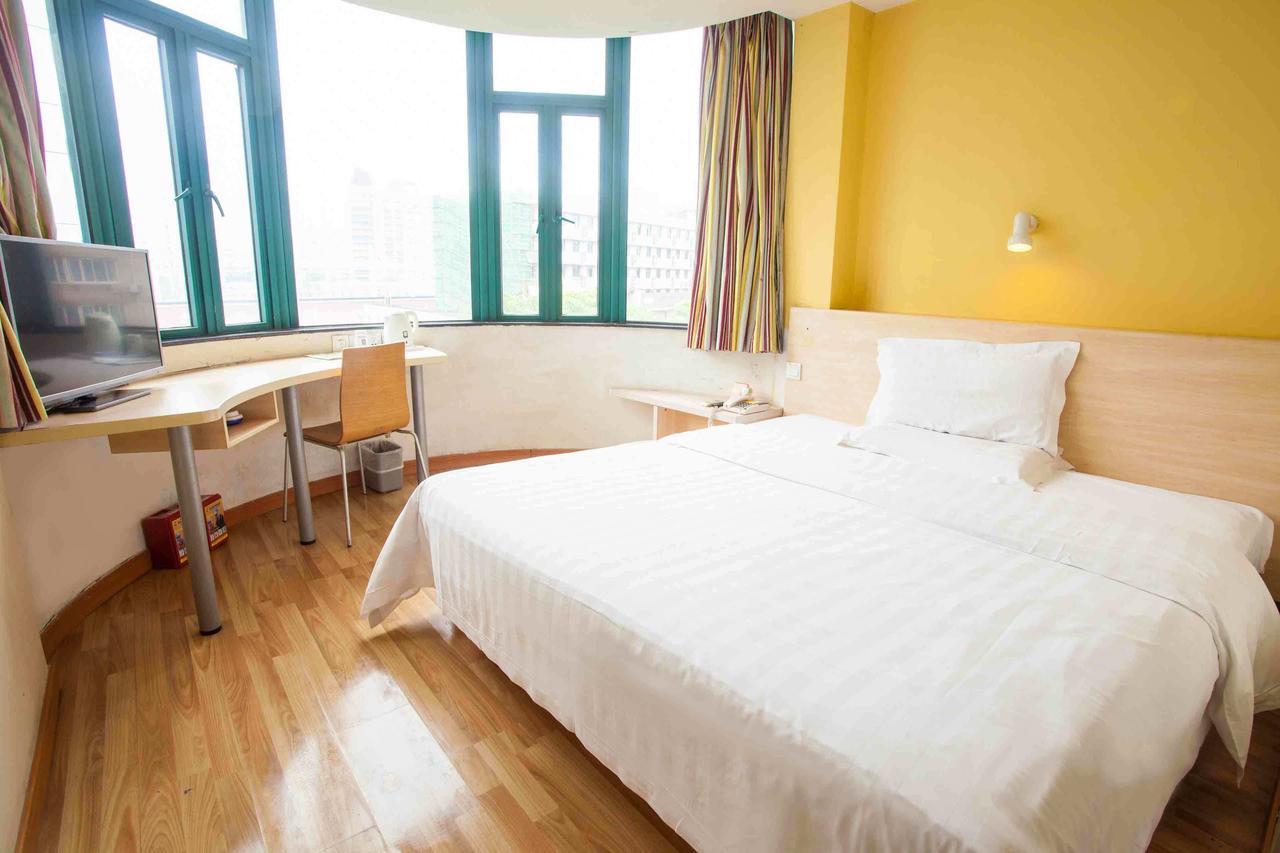 7Days Inn Changsha Jingwanzi Extérieur photo
